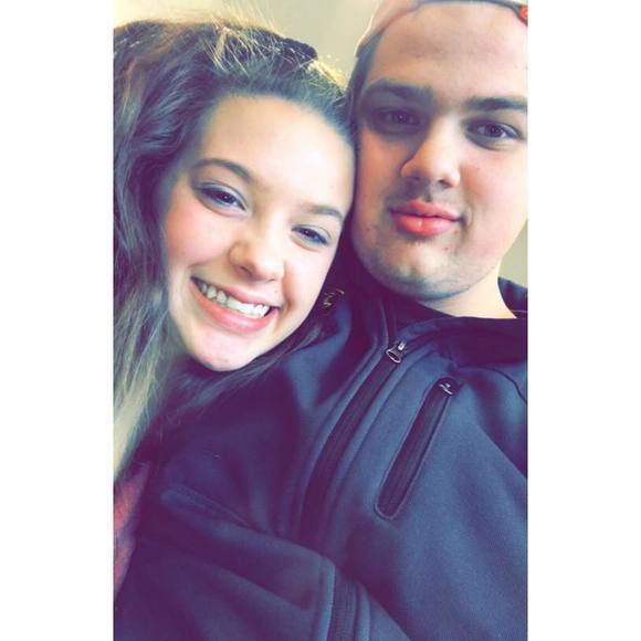 Meet your Posher, Olivia - Picture 1 of 1